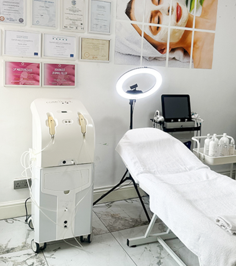 Nadias Aesthetic Clinic Manchester - Only Ladies! secondary image 2